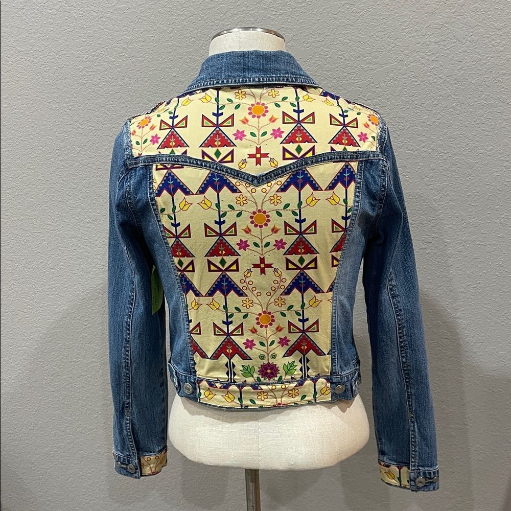 Upcycled blue jean jacket with yellow tribal fabric inserts, juniors size 7/9 - Picture 5 of 6